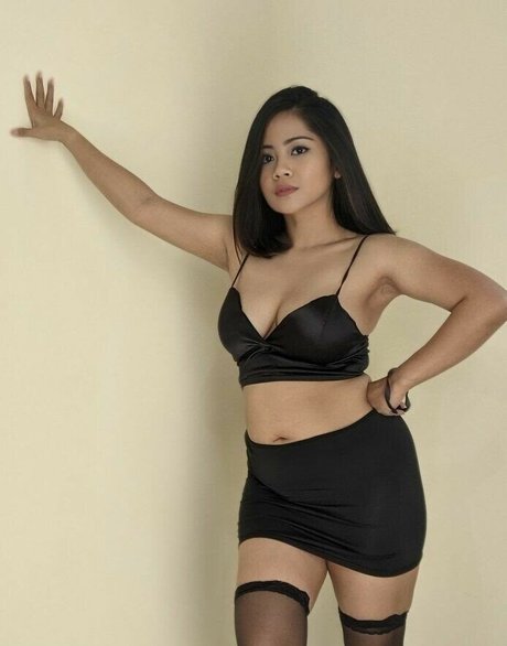 Maya Mustika