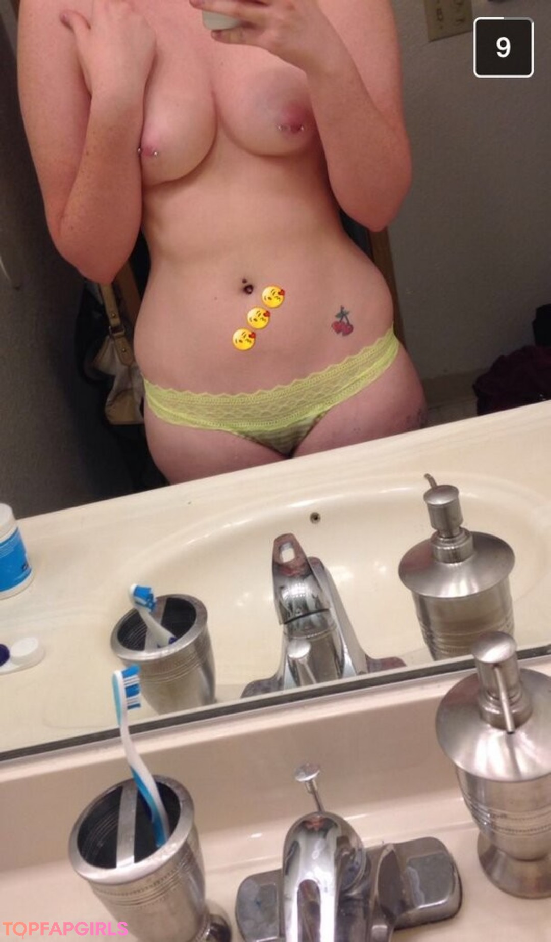 Foto desnuda filtrada de OnlyFans de Girlfriends #45 Foto desnuda filtrada de OnlyFans de Girlfriends #45