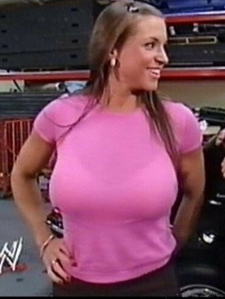 Foto desnuda filtrada de OnlyFans de Stephanie Mcmahon