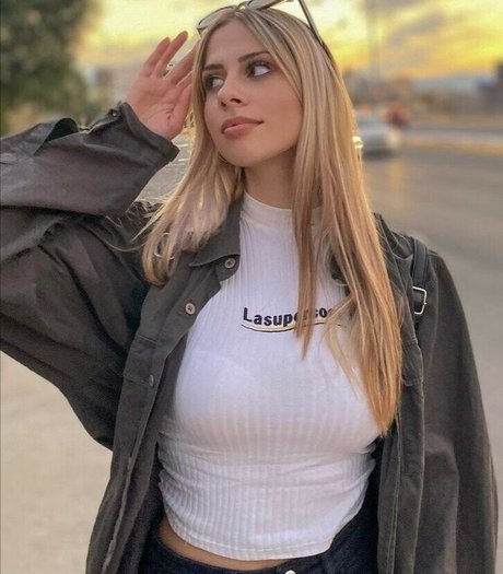 Foto desnuda filtrada de OnlyFans de Dimitra Menegatou