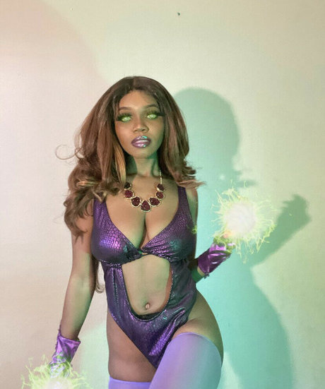 Foto desnuda filtrada de OnlyFans de Societymadethejoker
