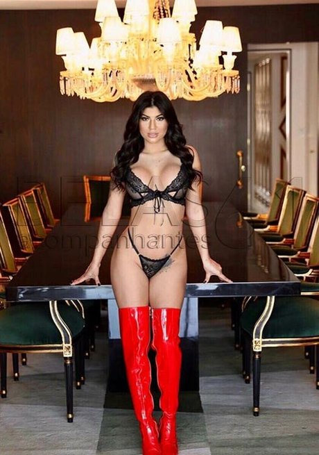 Foto desnuda filtrada de OnlyFans de Alanamaxxine