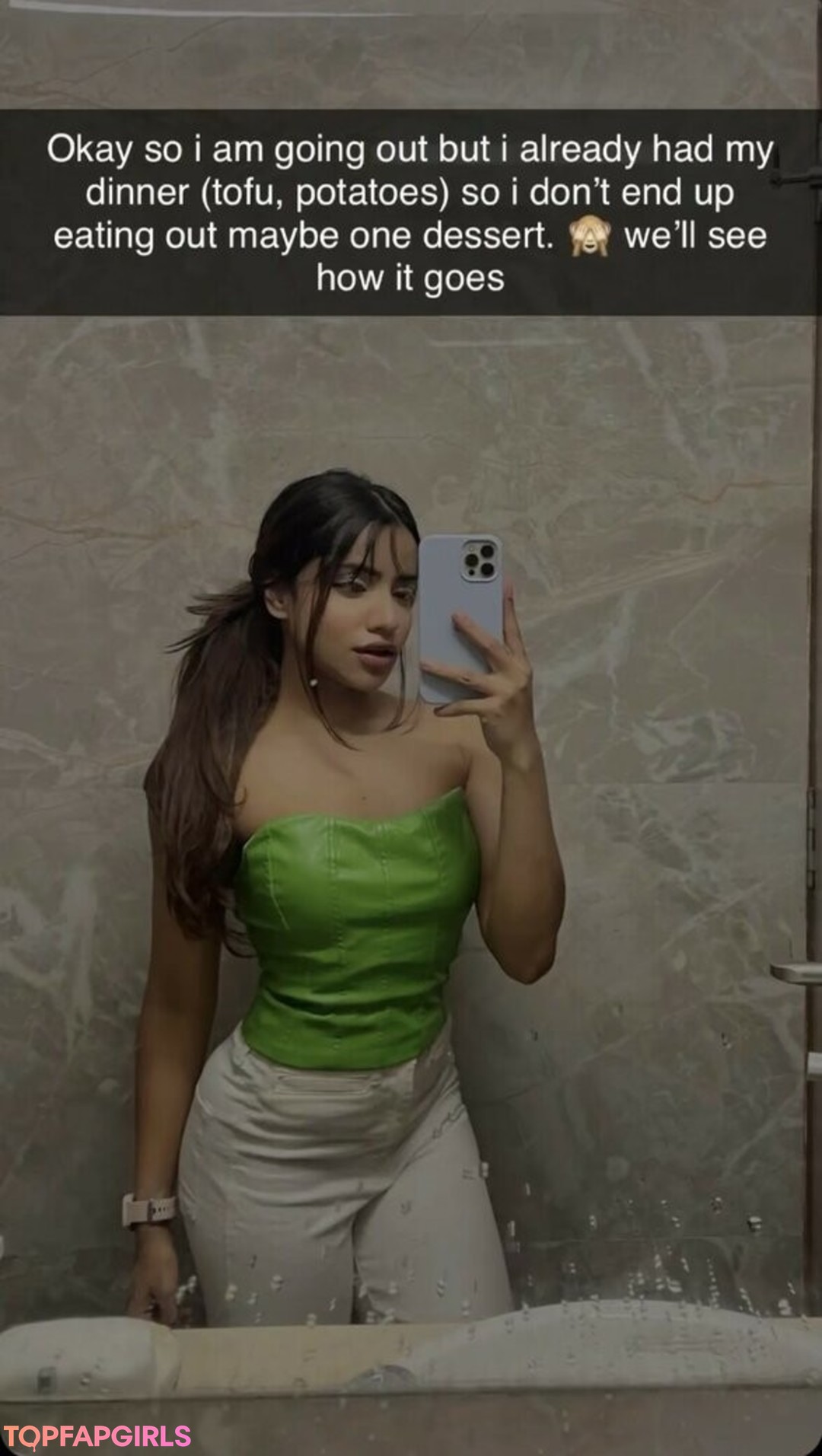 Foto desnuda filtrada de OnlyFans de Unnati Patwa #5 Foto desnuda filtrada de OnlyFans de Unnati Patwa #5