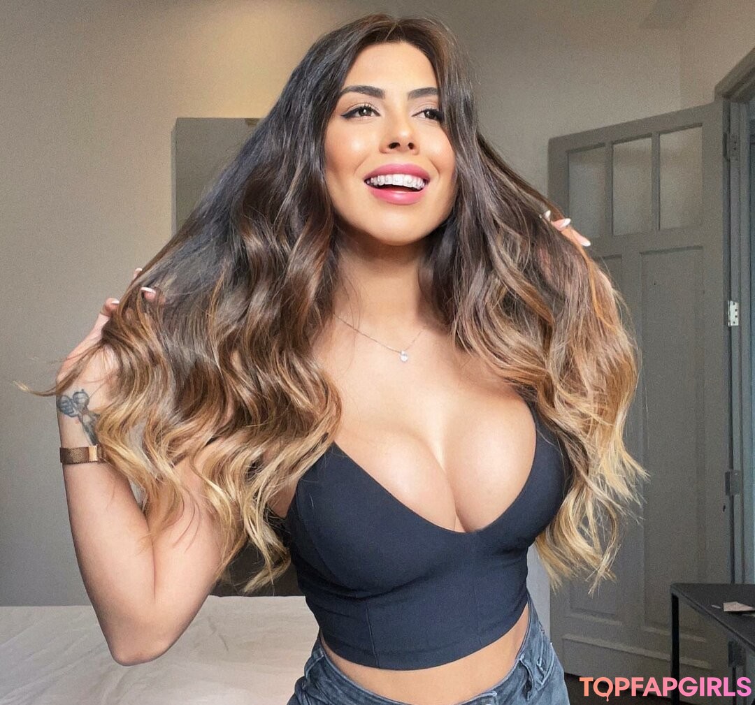 Foto desnuda filtrada de OnlyFans de Solcitohott #5 Foto desnuda filtrada de OnlyFans de Solcitohott #5