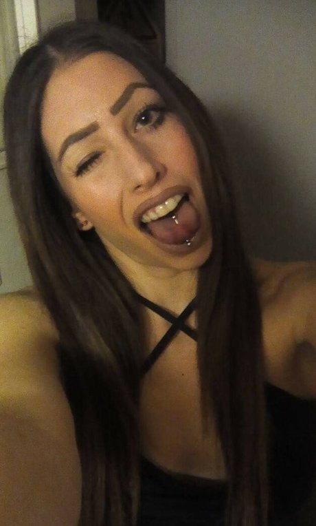 Foto desnuda filtrada de OnlyFans de Sofiafoudouki