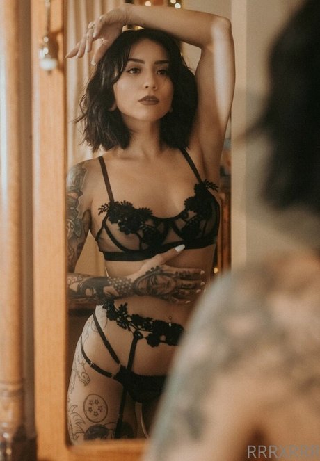 Foto desnuda filtrada de OnlyFans de Rrrxrrr