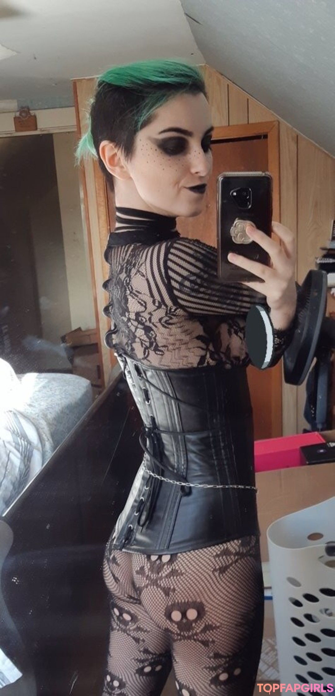 Foto desnuda filtrada de OnlyFans de Grandaddyskulls #73 Foto desnuda filtrada de OnlyFans de Grandaddyskulls #73