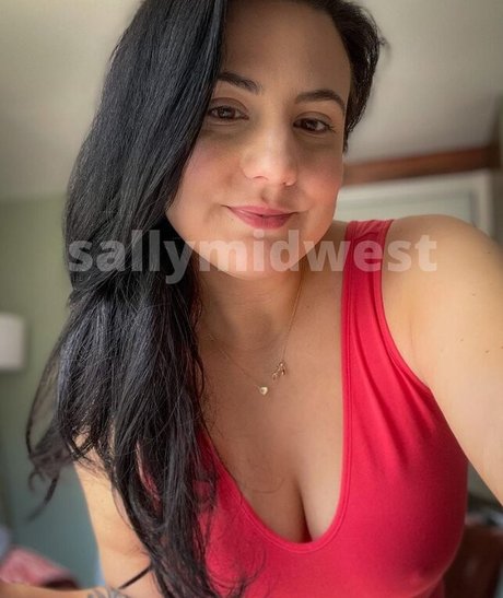 Foto desnuda filtrada de OnlyFans de Sally Midwest