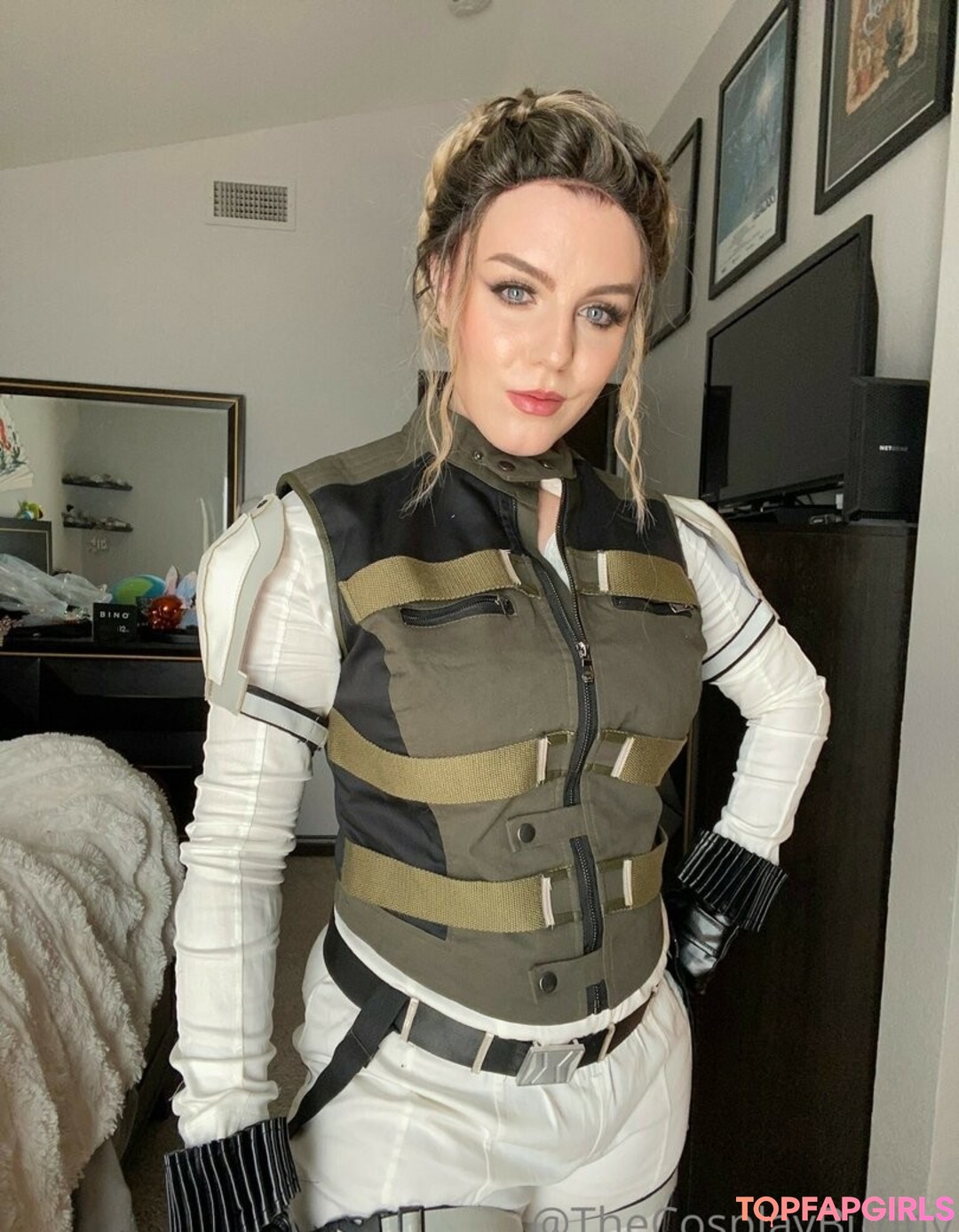 Foto desnuda filtrada de OnlyFans de The Cosplay Bunny #88 Foto desnuda filtrada de OnlyFans de The Cosplay Bunny #88