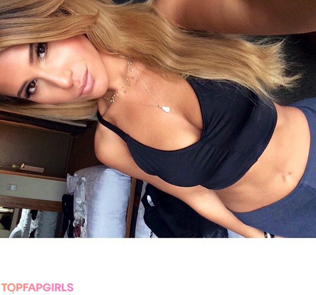 Foto desnuda filtrada de OnlyFans de Laureen Pisciotta #35 Foto desnuda filtrada de OnlyFans de Laureen Pisciotta #35