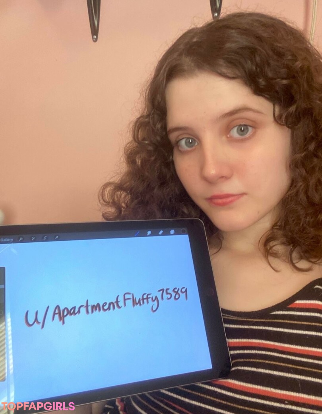 Foto desnuda filtrada de OnlyFans de Apartmentfluffy7589 #68 Foto desnuda filtrada de OnlyFans de Apartmentfluffy7589 #68