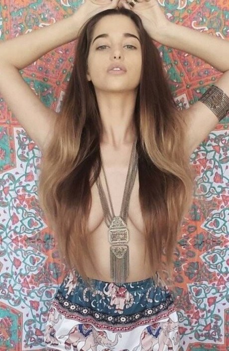 Ella Kat