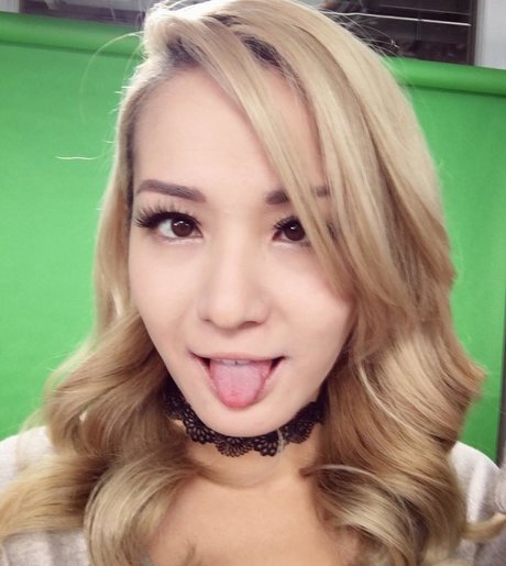 Reina Scully
