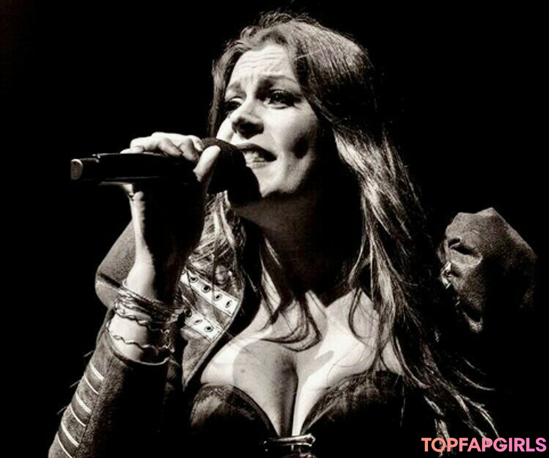 Foto desnuda filtrada de OnlyFans de Womenmetal #139 Foto desnuda filtrada de OnlyFans de Womenmetal #139