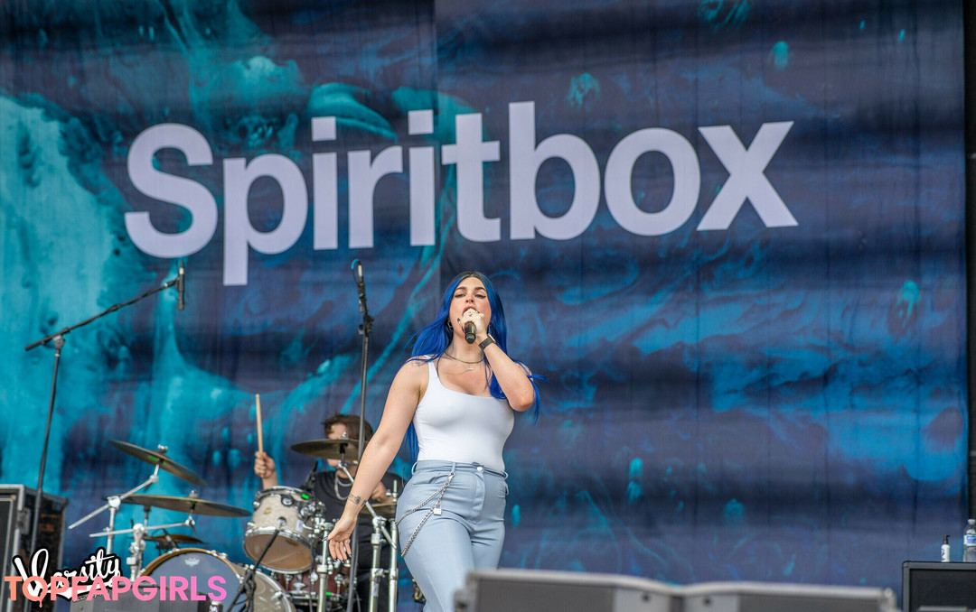 Foto desnuda filtrada de OnlyFans de Womenmetal #220 Foto desnuda filtrada de OnlyFans de Womenmetal #220