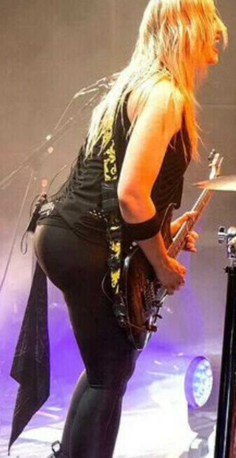 WomenMetal