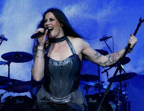 WomenMetal