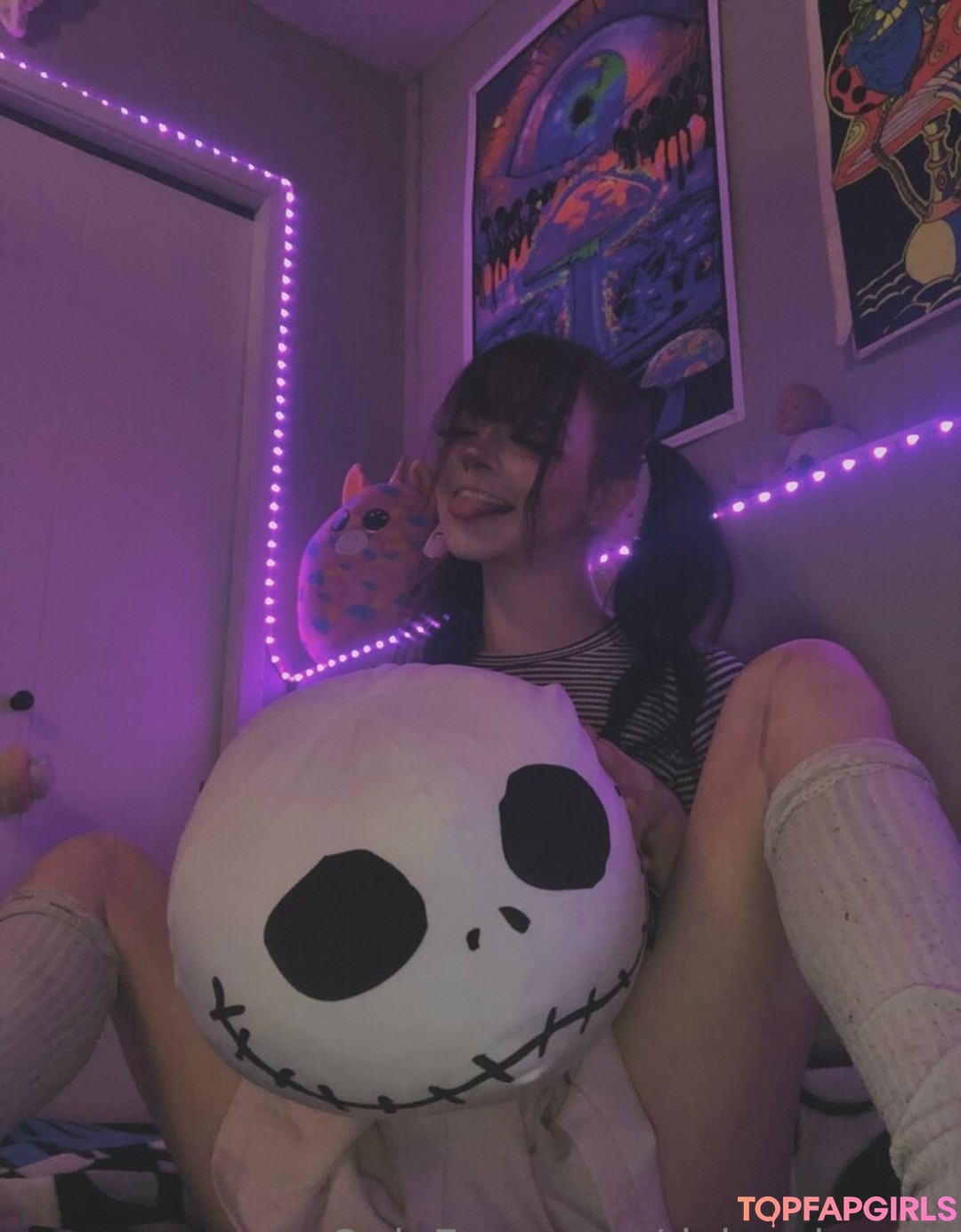 Foto desnuda filtrada de OnlyFans de Dyingbunny #46 Foto desnuda filtrada de OnlyFans de Dyingbunny #46