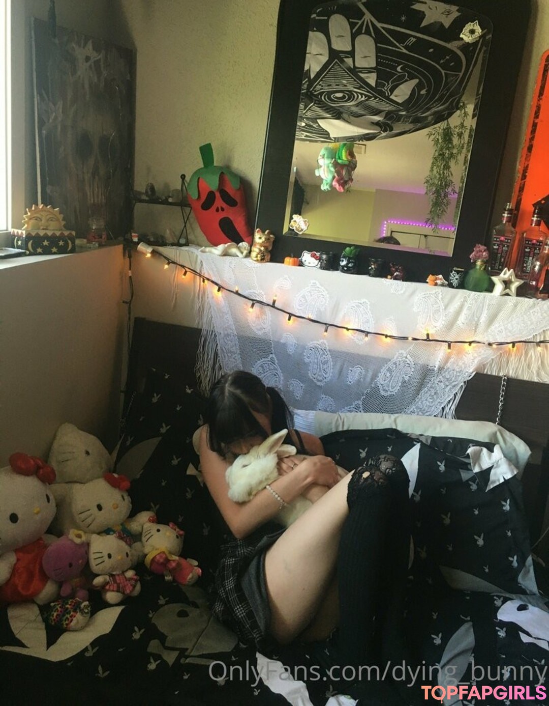 Foto desnuda filtrada de OnlyFans de Dyingbunny #6 Foto desnuda filtrada de OnlyFans de Dyingbunny #6