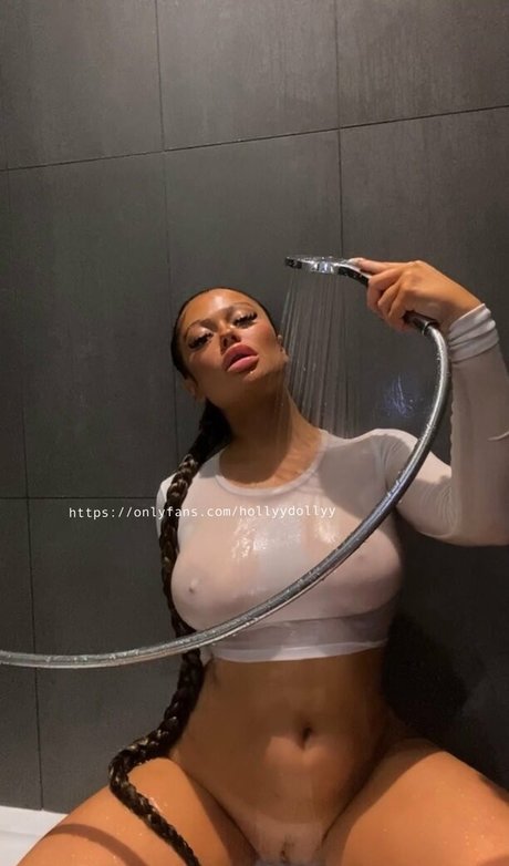 Foto desnuda filtrada de OnlyFans de Hollydollyy