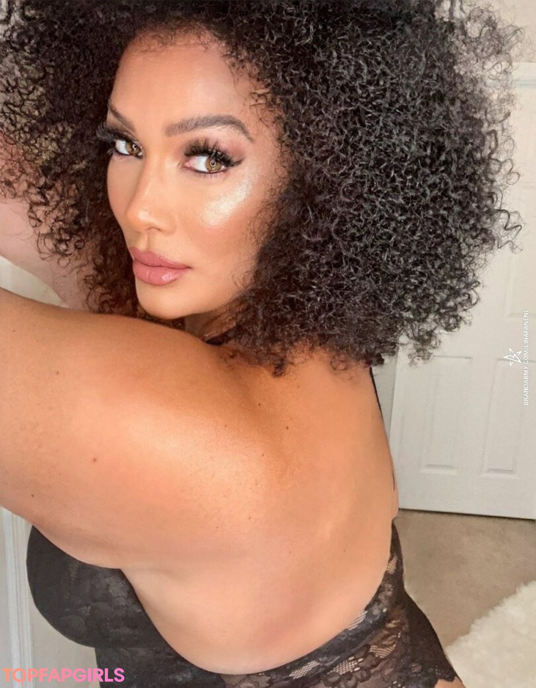 Foto desnuda filtrada de OnlyFans de Lina Fanene #21 Foto desnuda filtrada de OnlyFans de Lina Fanene #21
