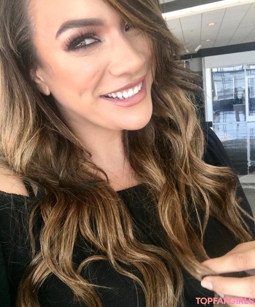 Foto desnuda filtrada de OnlyFans de Lina Fanene #5 Foto desnuda filtrada de OnlyFans de Lina Fanene #5