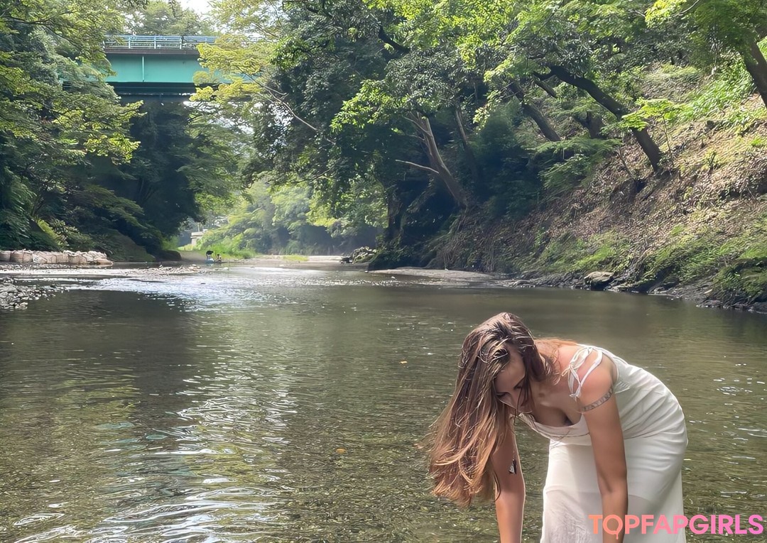 Foto desnuda filtrada de OnlyFans de Becky Blow #29 Foto desnuda filtrada de OnlyFans de Becky Blow #29