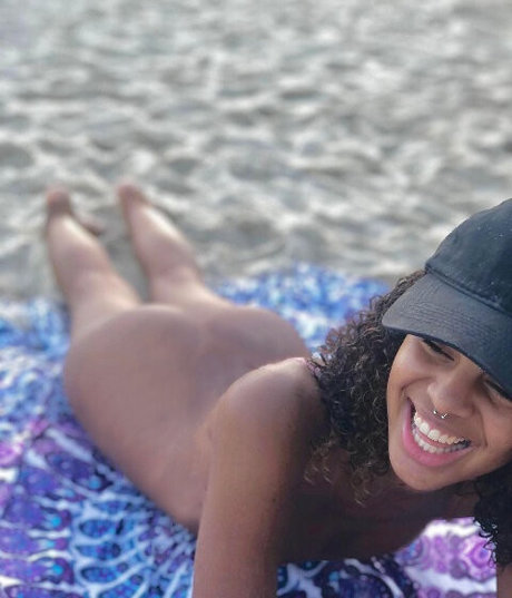 Foto desnuda filtrada de OnlyFans de Agatinhaaf