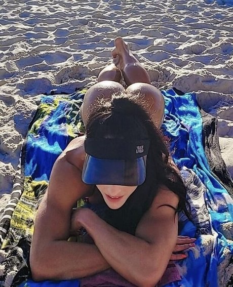 Gaby Tavares