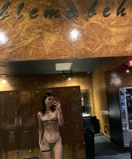 Foto desnuda filtrada de OnlyFans de Corademie