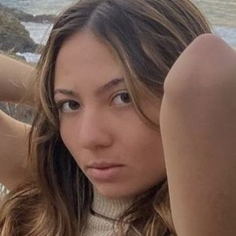 Foto desnuda filtrada de OnlyFans de Louiseevlp