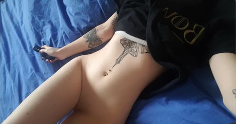 Foto desnuda filtrada de OnlyFans de Lunarxo