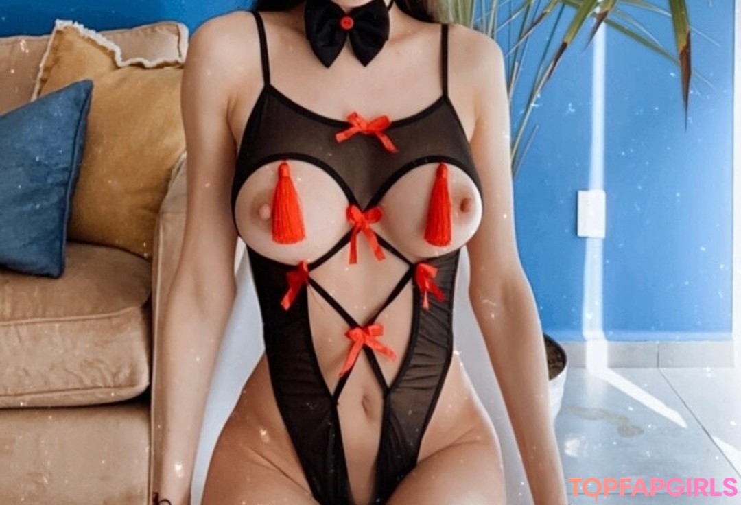 Foto desnuda filtrada de OnlyFans de Valerie Wine #41 Foto desnuda filtrada de OnlyFans de Valerie Wine #41