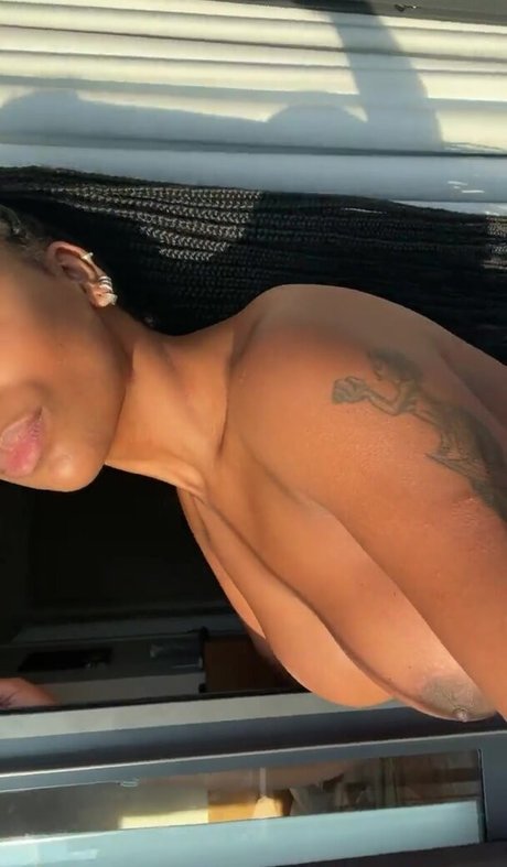 Foto desnuda filtrada de OnlyFans de Flavi Sousa