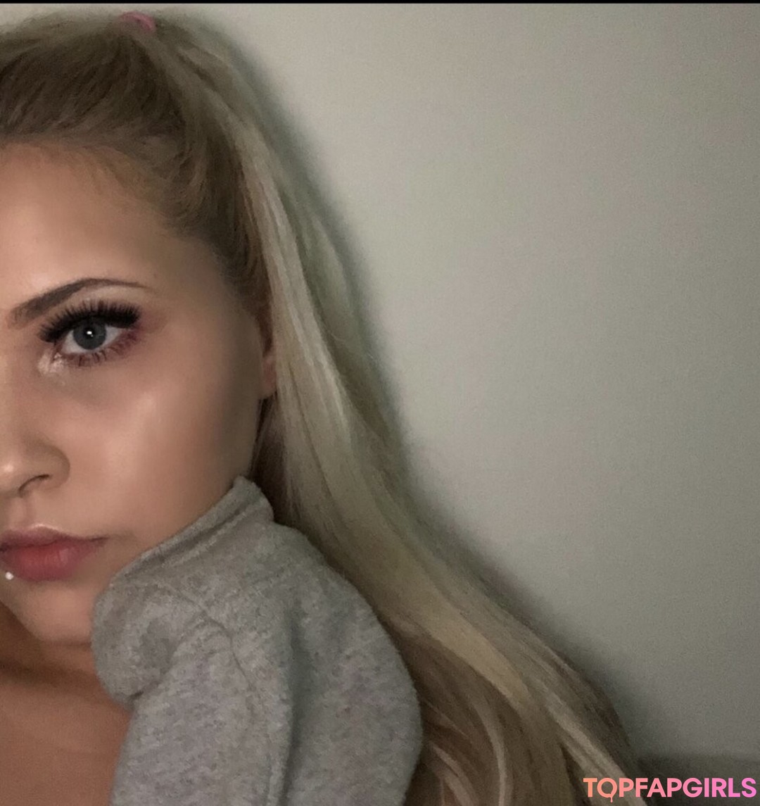 Foto desnuda filtrada de OnlyFans de Babygirlxx #5 Foto desnuda filtrada de OnlyFans de Babygirlxx #5