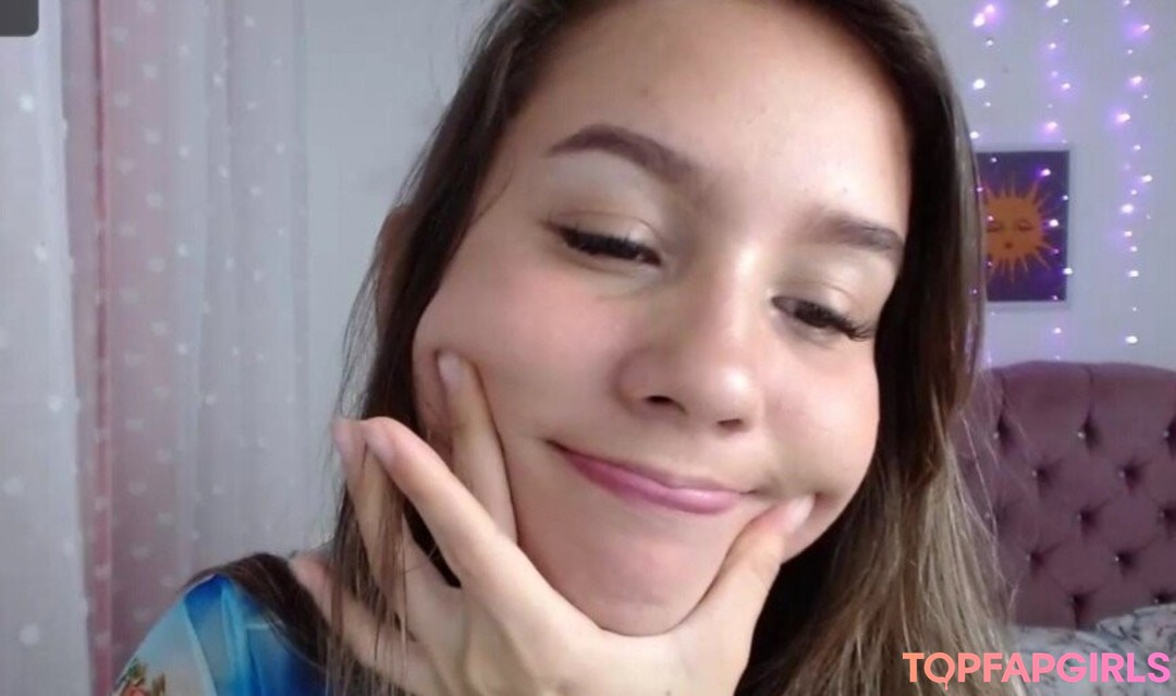 Foto desnuda filtrada de OnlyFans de Beautifulmia #22 Foto desnuda filtrada de OnlyFans de Beautifulmia #22