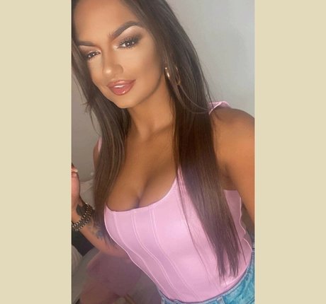 Foto desnuda filtrada de OnlyFans de Sasha Woods