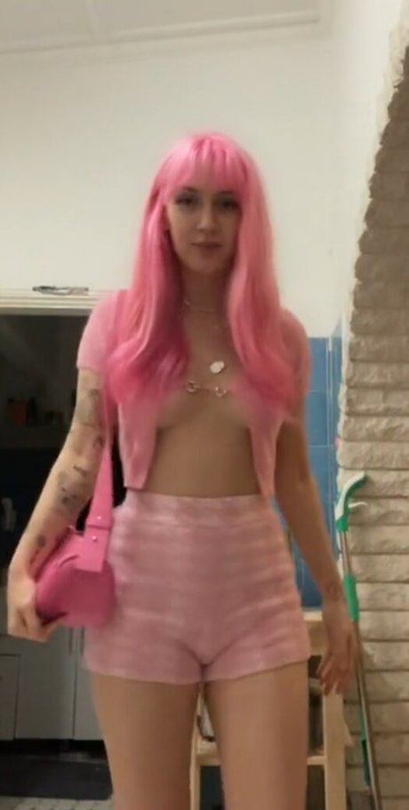 Foto desnuda filtrada de OnlyFans de Peach Prc