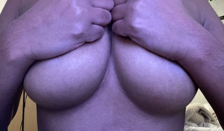 Desi Goddess