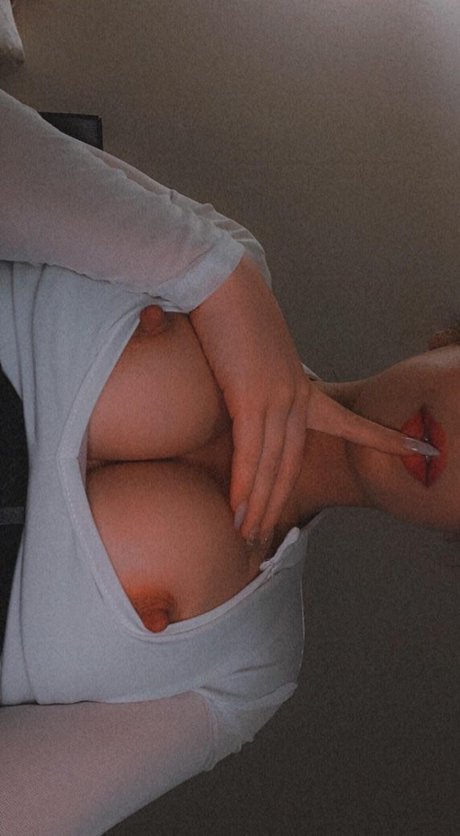 Foto desnuda filtrada de OnlyFans de Alexis Pierce