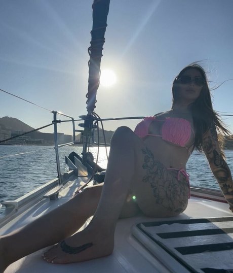 Nicolebby17