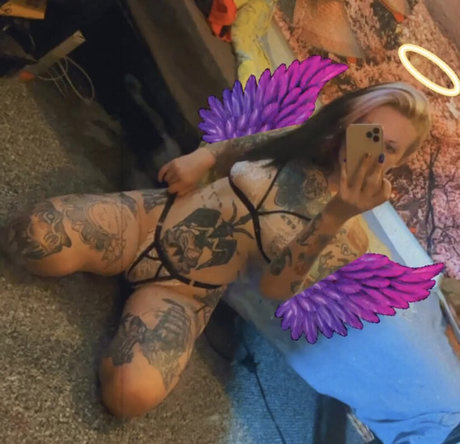 Foto desnuda filtrada de OnlyFans de Mamaherbz