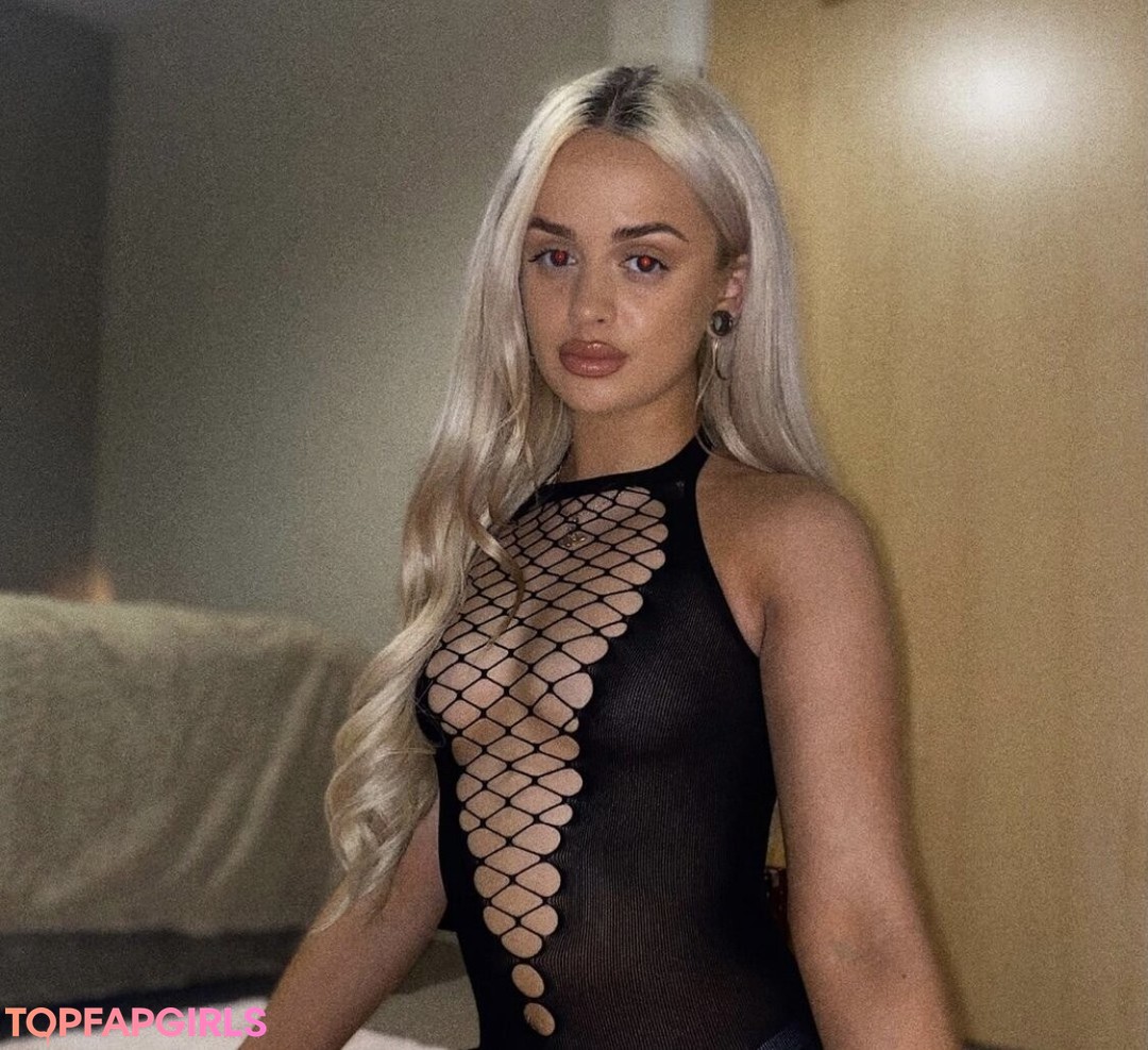 Foto desnuda filtrada de OnlyFans de Olivia Lee #9 Foto desnuda filtrada de OnlyFans de Olivia Lee #9