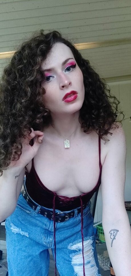 Foto desnuda filtrada de OnlyFans de Rosemarys Bimbolina