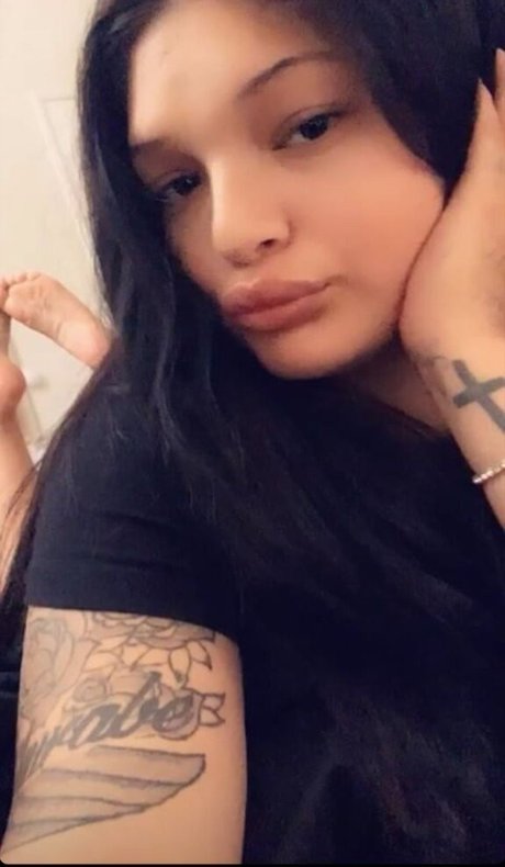Mimi Latina Amateur