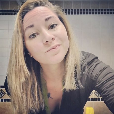 Foto desnuda filtrada de OnlyFans de kryptickannoli