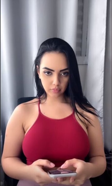 Foto desnuda filtrada de OnlyFans de Nina Mon Ey