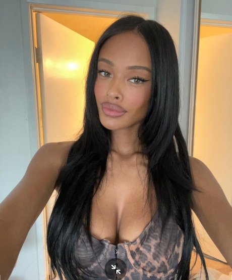 Foto desnuda filtrada de OnlyFans de Vinetria