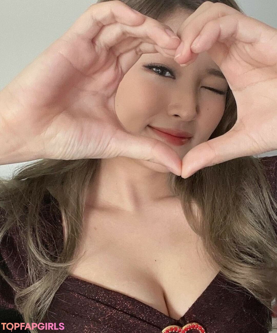 Foto desnuda filtrada de OnlyFans de Yoonhyoonaikuros #103 Foto desnuda filtrada de OnlyFans de Yoonhyoonaikuros #103
