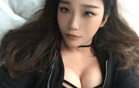 Foto desnuda filtrada de OnlyFans de Yoonhyoonaikuros